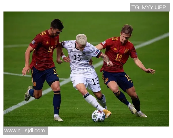 德国与法国的足球对决徐阳解读战术与球员表现分析